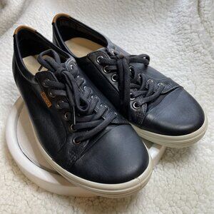 Ecco Soft Sneakers Womens Size 7 Black Leather Walking Lace Up Removeable Insole